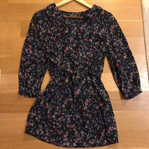 Anthropologie tunic- navy with pretty flower print